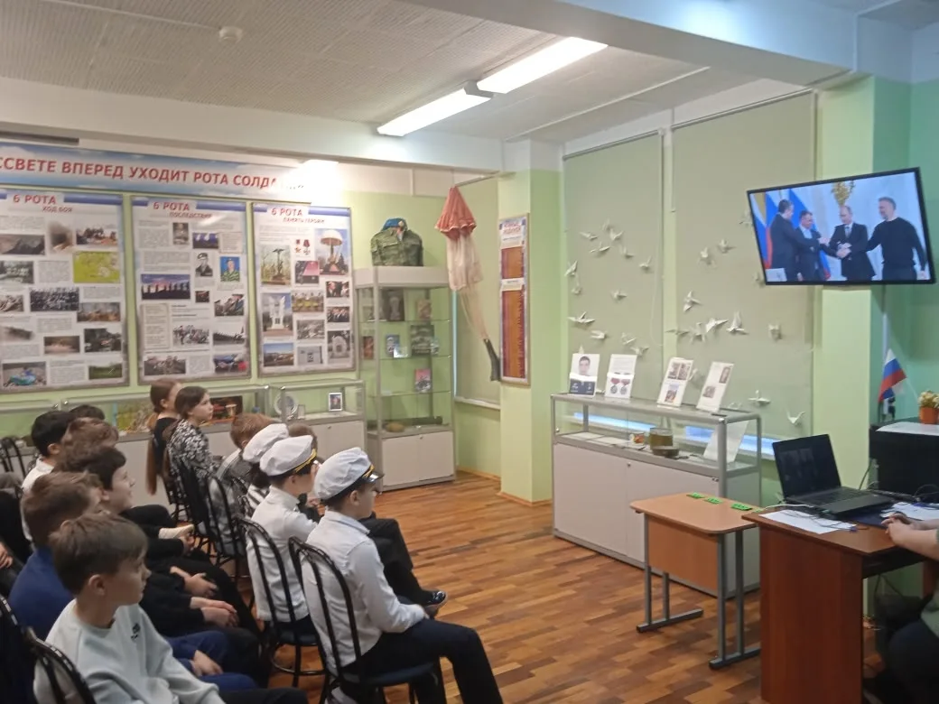 «Наш Крым»: путешествие по родной земле с юными юнгами ⚓🌊  В преддверии Дня воссоединения Крыма с Ро