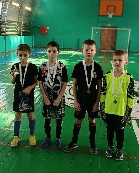 ⚽️ 24 января самые младшие футболисты спортивной школы приняли участие в Новогоднем Куб...