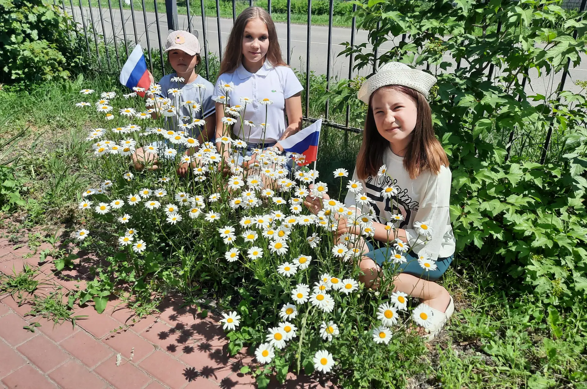 12 июня - День России

12 июня в нашей стране ежегодно отмечается государственный праздник – День Ро