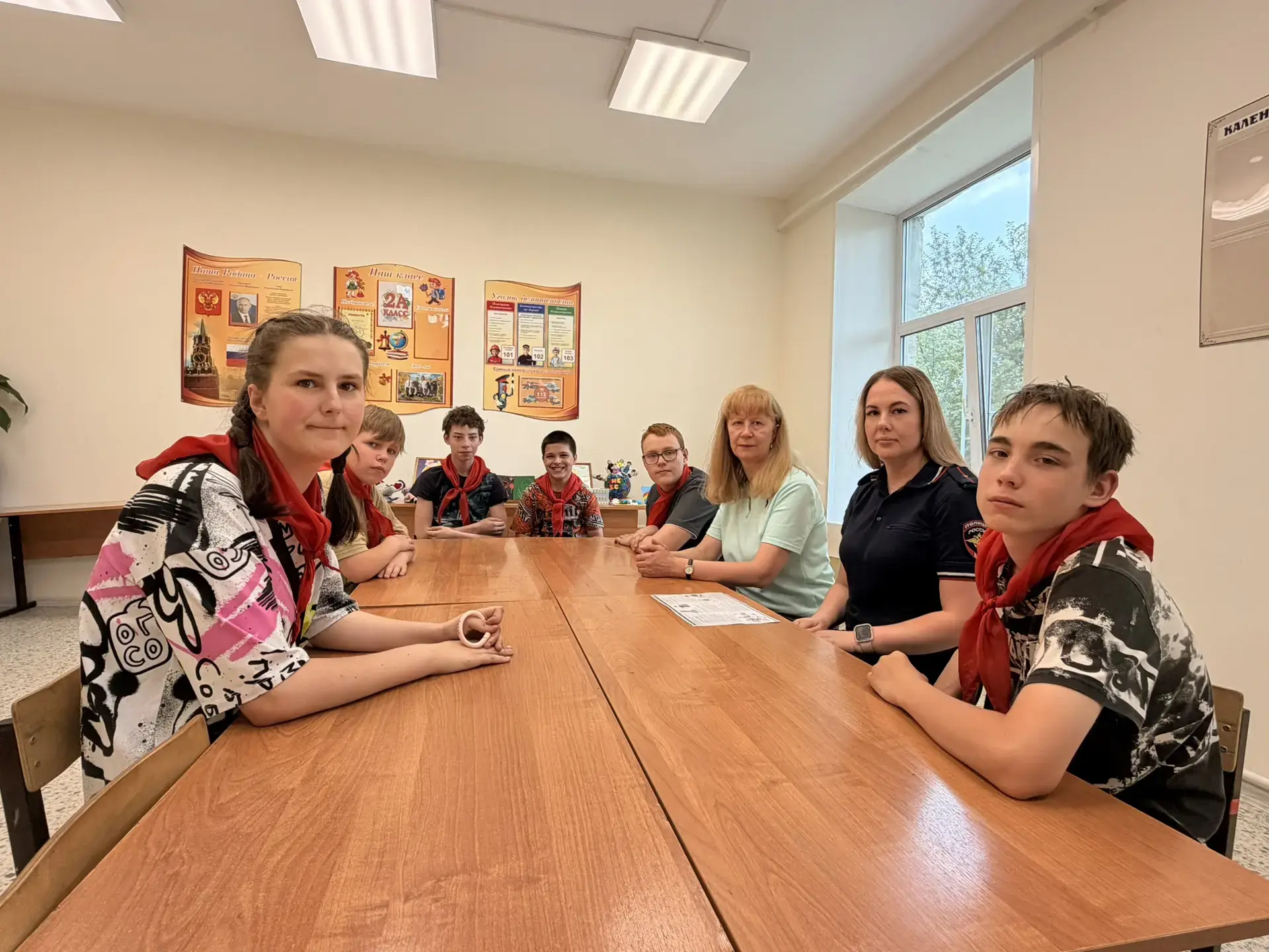 🚫 Круглый стол: «Мы выбираем жизнь!»
Вчера в нашем лагере прошла важная встреча в формате "Круглого