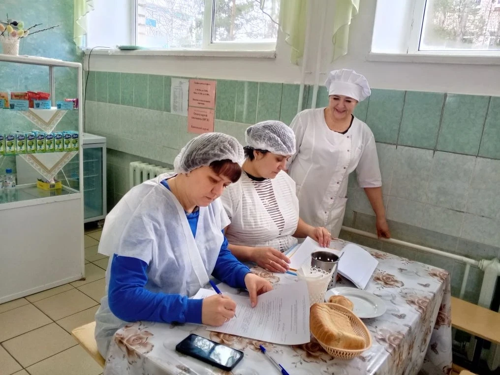 📢 Сегодня в нашей школе в рамках Единого республиканского дня открытых дверей «Родители Башкортостан