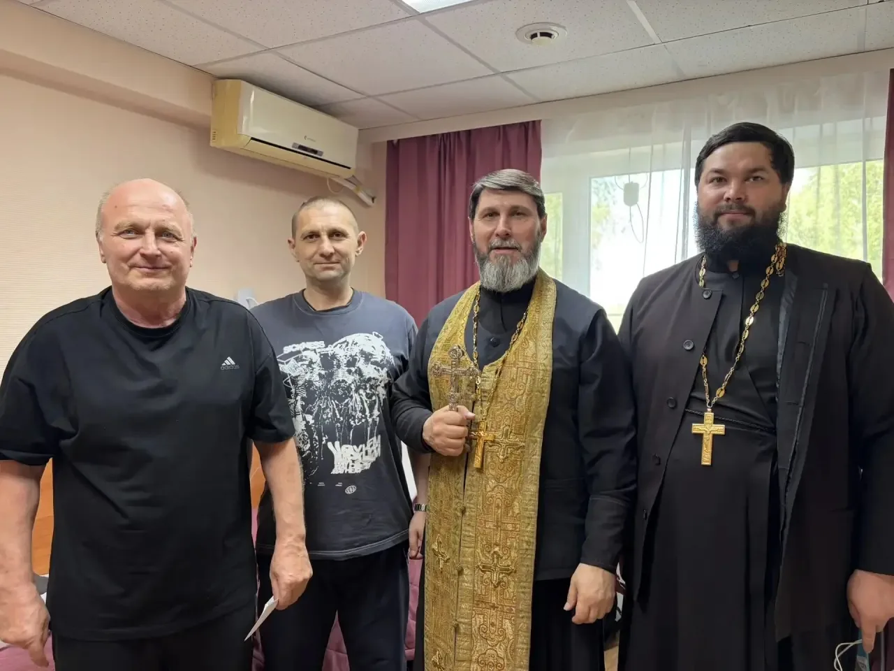 Духовная поддержка и сила веры: встречи с Балаковской епархией в Центре «Волга»