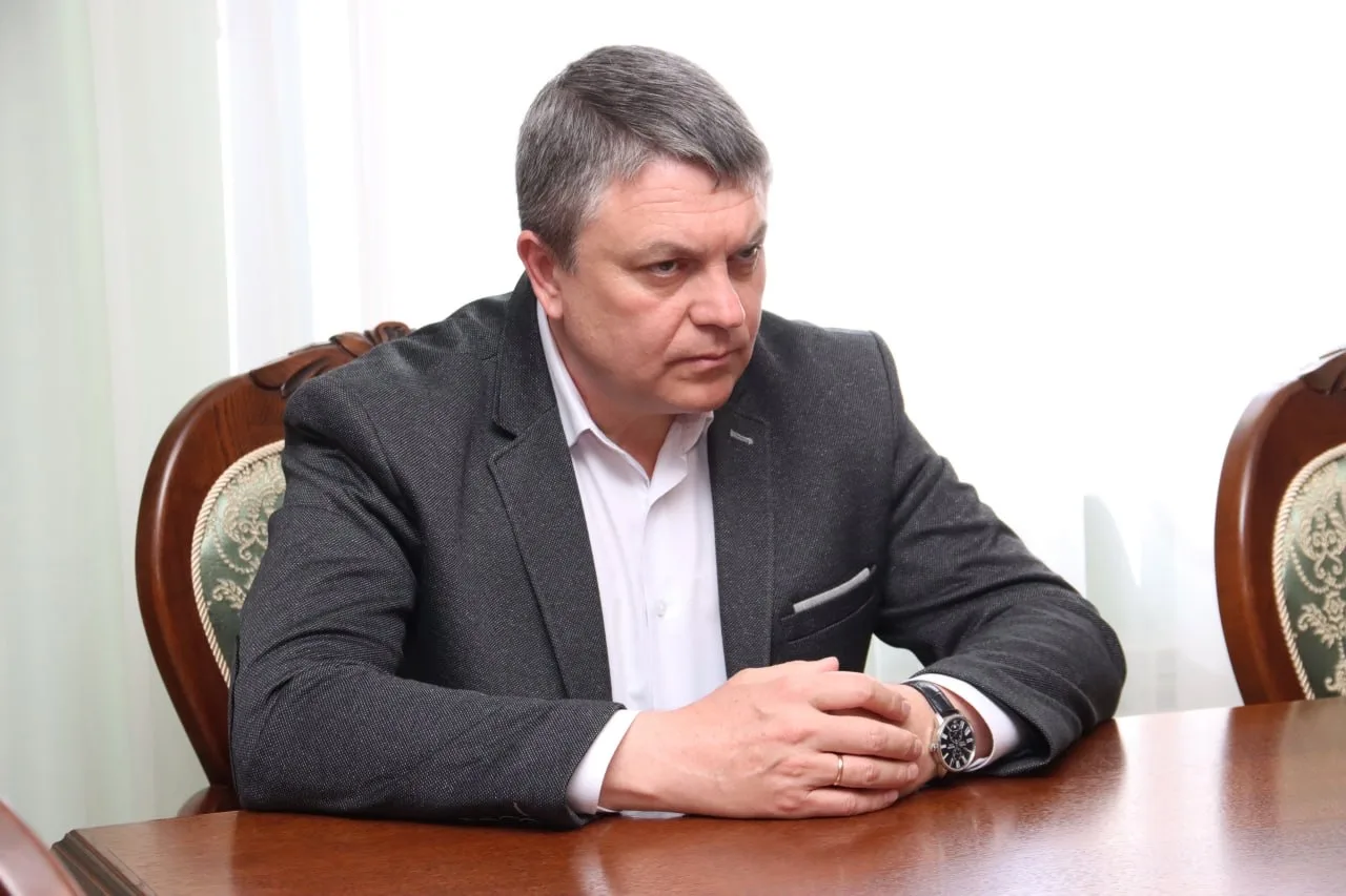 Встретился с руководителем Росреестра Олегом Скуфинским. Обсудили вопросы, которые очень волнуют наш