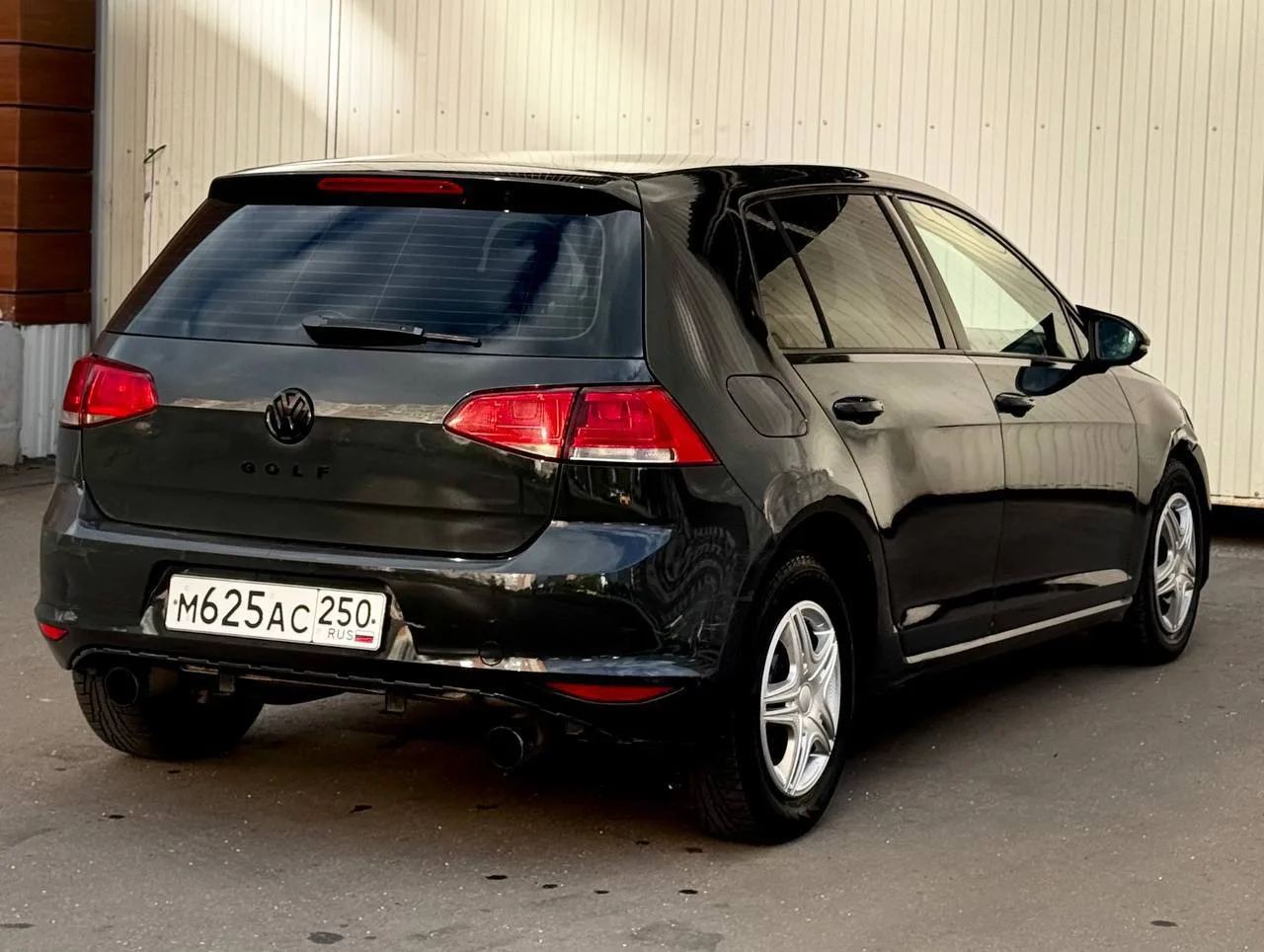 В ПРОДАЖЕ🔥

VW GOLF 1.2 AT

2013 Год 
6 Владельце 
230.000 Пробег 

Машина в хорошем внешнем и техн
