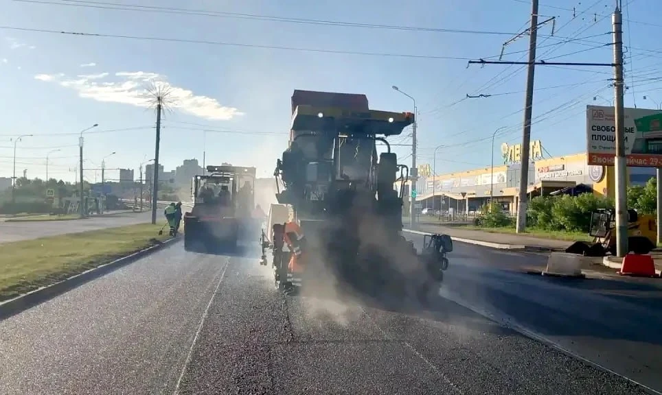 🚧 В Пензе продолжается ремонт дорог: часть улиц уже обновили, на других работа кипит прямо сейчас

