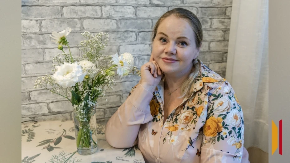 «Он называл меня принцессой, а в переписке с мамой – тупой блондинкой»: жительница Воро...