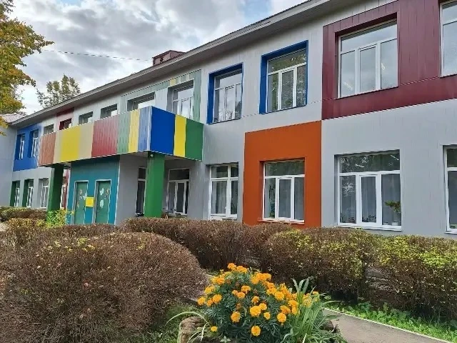 Развитие социальной сферы: как преображаются школы и детские сады Приволжского района.