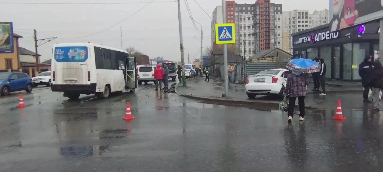 Прокуратура города Омска взяла на контроль выяснение обстоятельств ДТП с участием пассажирского тран