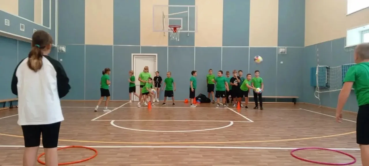 Сегодня в нашей школе прошел захватывающий спортивный праздник! ⚡