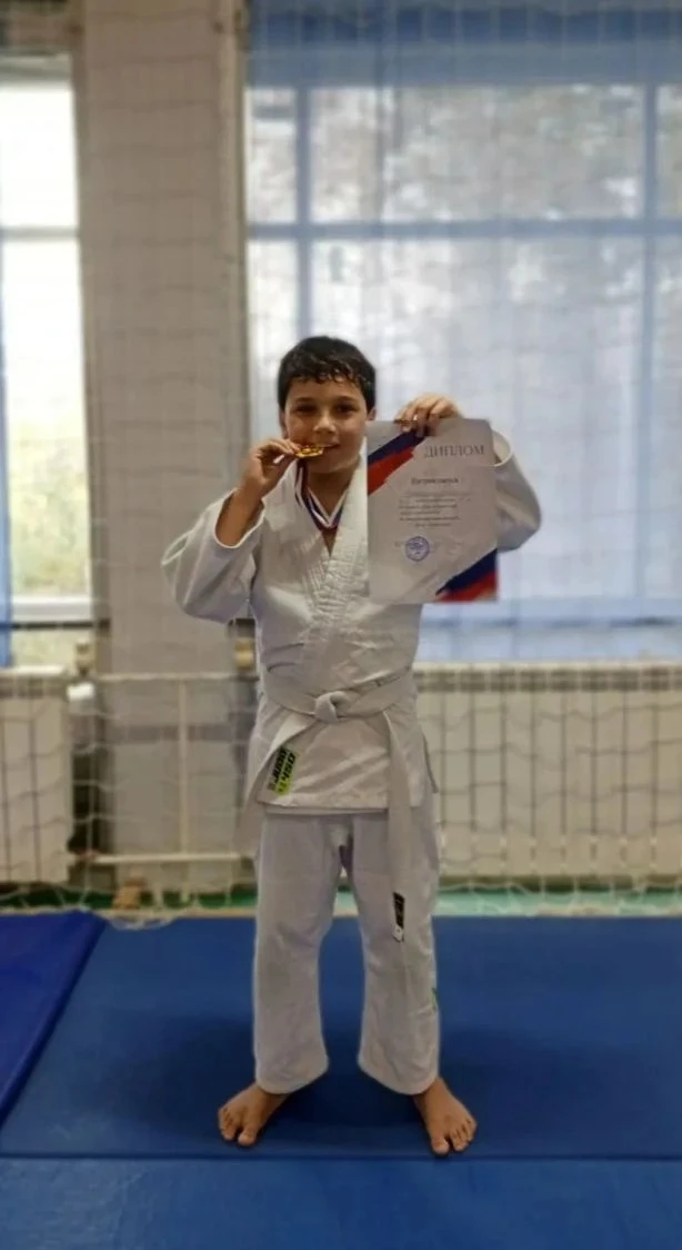 Поздравляем нашего чемпиона! Ученик 5 Г класса 132-й школы — победитель фестиваля самбо...