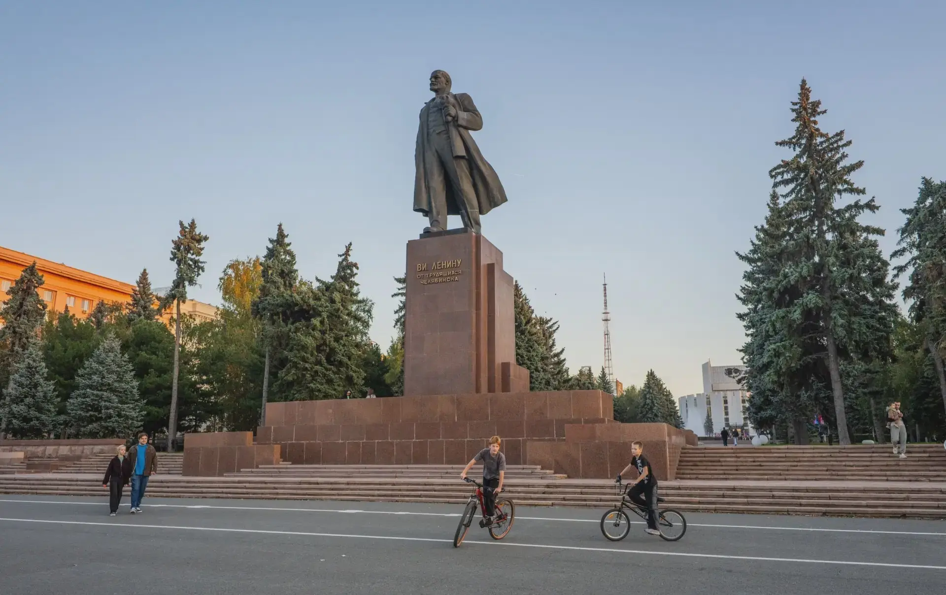 🌸 Прогулки по похорошевшему Челябинску