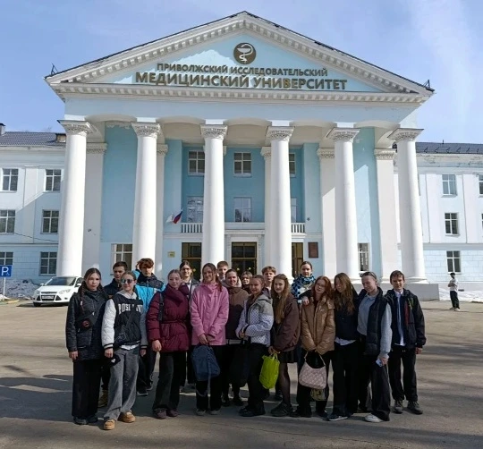 👩‍🎓👨‍🎓 У обучающихся 7 "Д" класса состоялось путешествием в мир медицины! Ребята посетили Приволжски