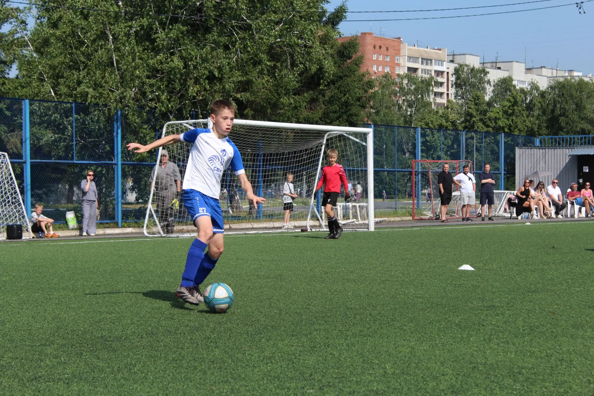⚽ Стартовал 3 тур Первенства МОО «Урал и Западная Сибирь»!

С 18 по 21 июня в Омске на стадионе «Кра