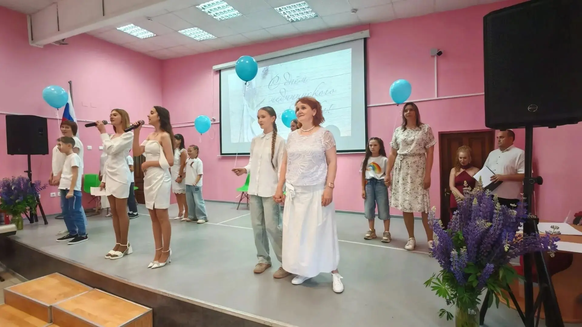 овникова Анастасия Николаевна
-Владимирова Яна Сергеевна

За многолетний труд по воспитанию и обучен