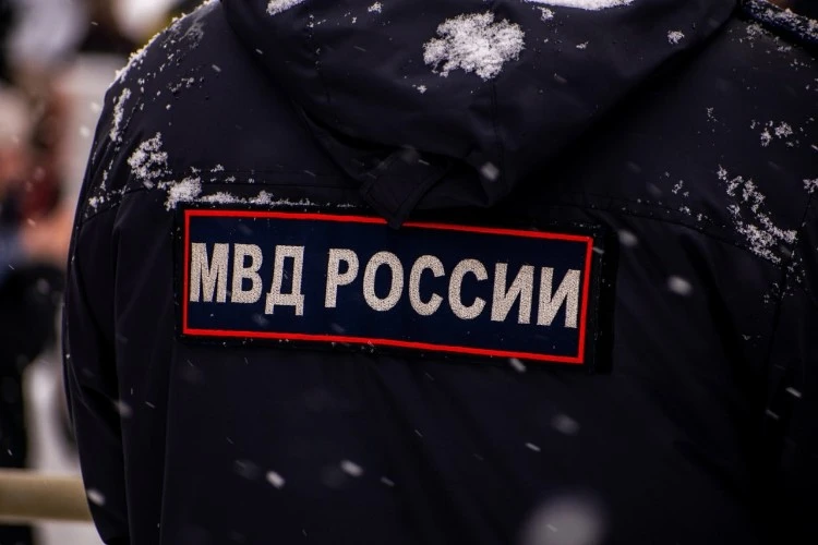 Иркутский школьник обвиняется в госизмене и подготовке теракта в Подмосковье. В отношен...