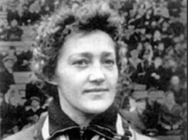 Любовь Козырева-Баранова — первая олимпийская чемпионка СССР. 
28 января 1956 года Любовь Козырева в