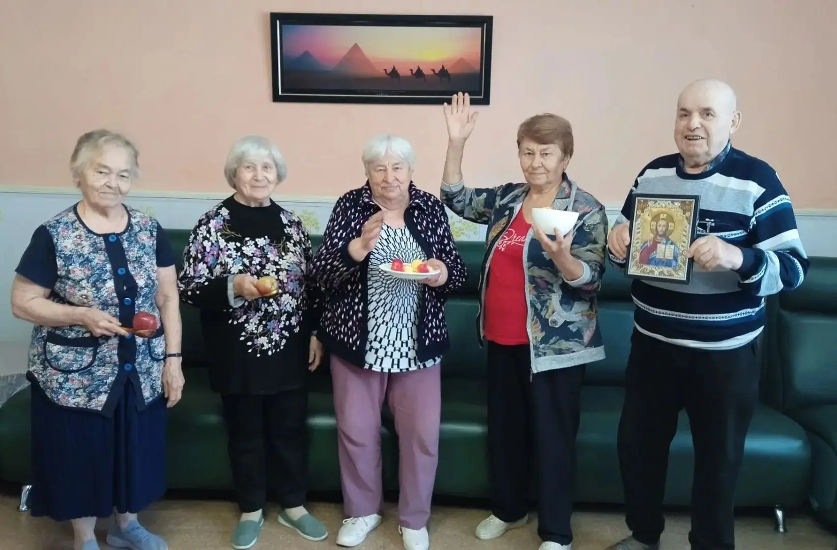 Сегодня в отделении дневного пребывания МБУ «Центр социального обслуживания населения» ...