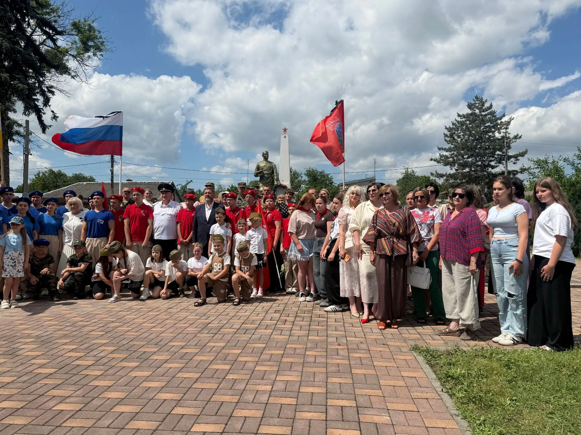 🕯️ Сегодня вспоминаем о тех, кто не вернулся с полей сражений в годы Великой Отечественной войны. С