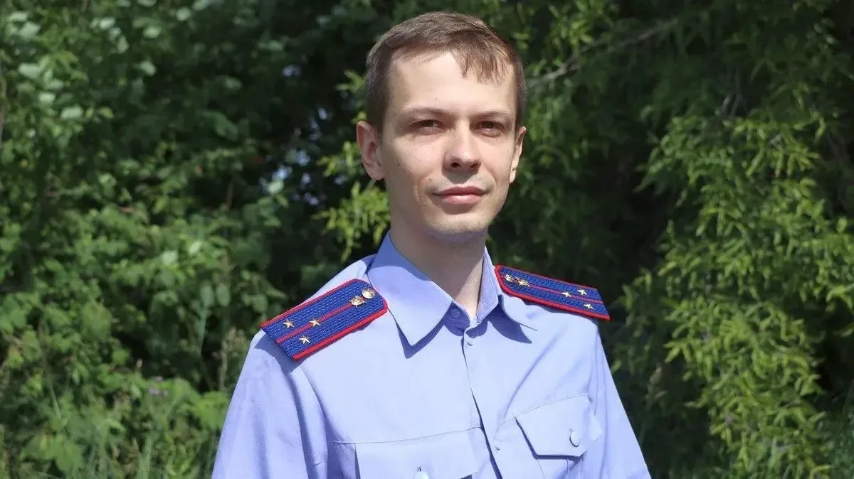 «За каждым томом — жизнь»: следователь из Тайшета Александр Попов о справедливости и сострадании

В 