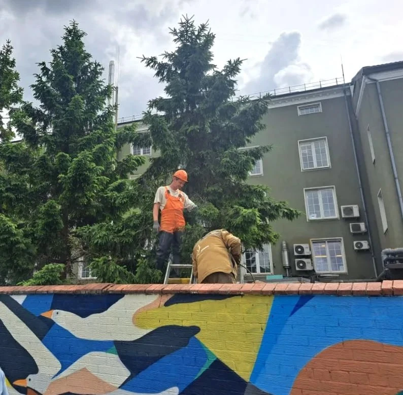Как устранили серьёзную утечку у Северного вокзала 🚧