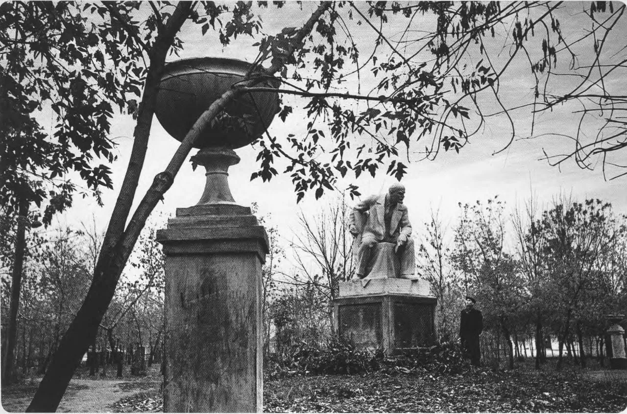 Памятник Ленину в парке велозавода
Фотография 1940x-1960x гг.

Загадочная Пенза — подписаться