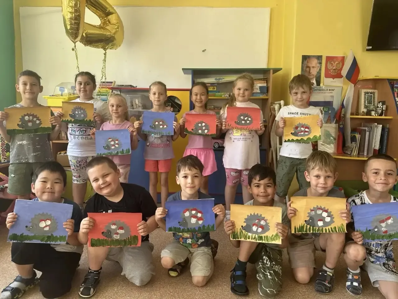 🧸📚БУДНИ В ДЕТСКОМ САДУ 📚🧸

🗓25 июня #ДеньУлыбок😀 а наши ребята с воспитателем Татьяной Игоревн