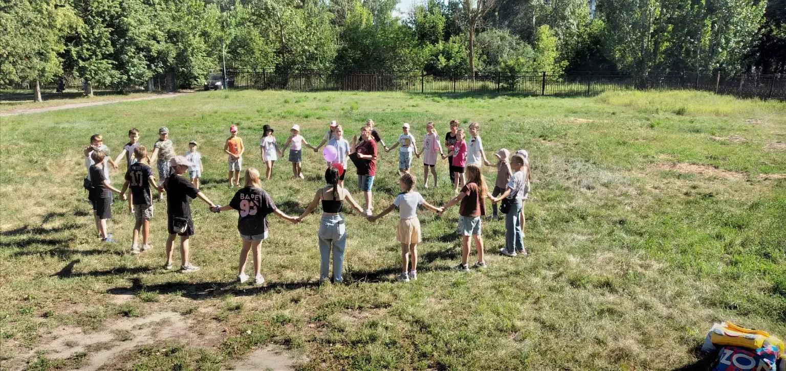 📌В подростковом клубе «Ровесник» состоялась игровая программа
«Остров счастливого детства». Меропри