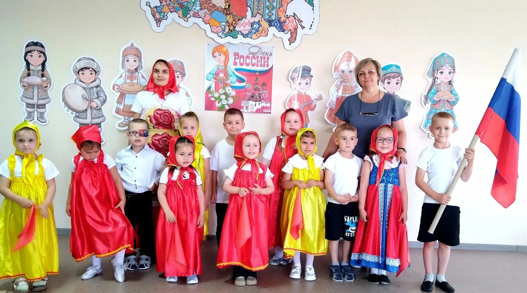 День России в нашем детском саду: праздник творчества и патриотизма! 🥳

11 июня мы вместе с ребятам