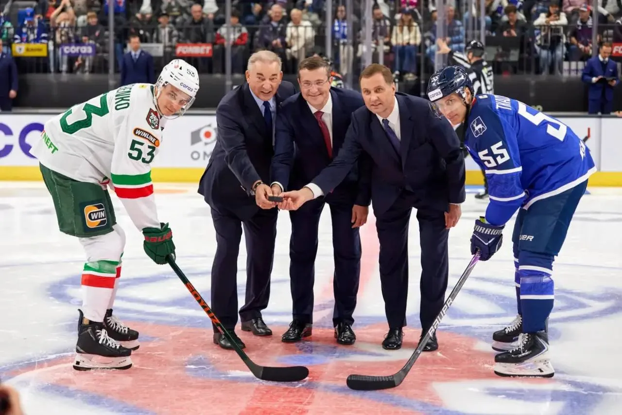 🏒«Торпедо» побеждает «Ак Барс» в первом матче на новой Ледовой арене — счёт 3:2.