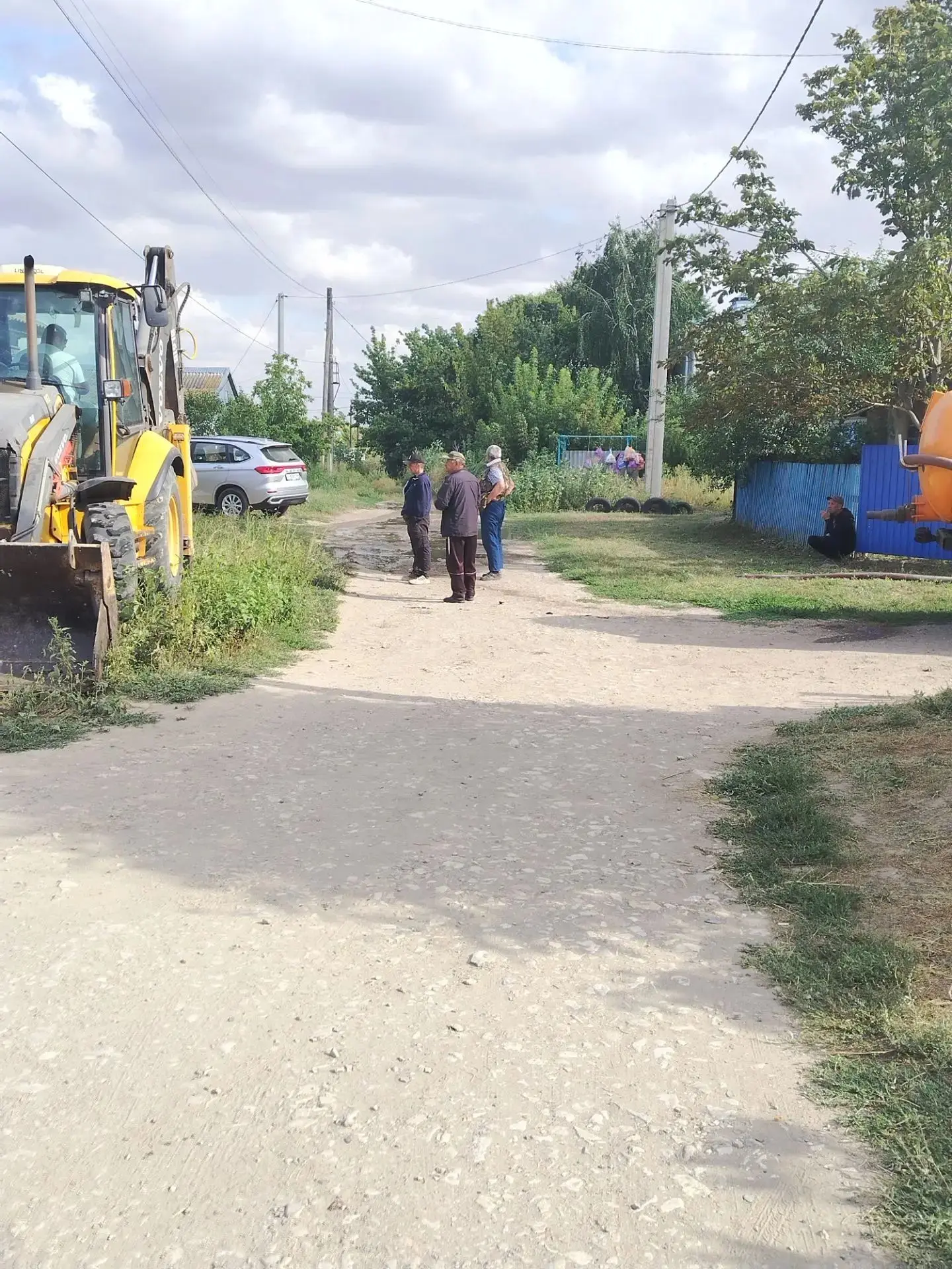 15.08.2026 устранение порыва водопровода на ул. Колхозная 47.