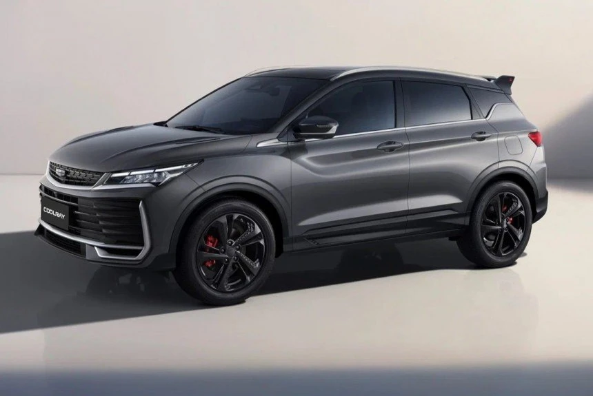 Geely Coolray получил в России новую упрощенную версию — она называется «Спорт»