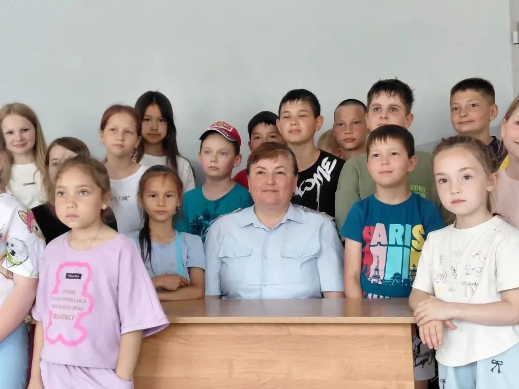 ☀️Вот ещё один чудесный день в пришкольном лагере «ИСТОК»!

🤸🏻‍♂️ «Здоровому — всё здорово!» — сло