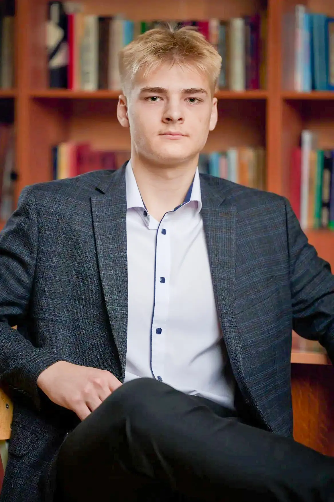 Сразу два стобалльника по профильной математике!


Двое наших выпускников получили на ЕГЭ высший рез