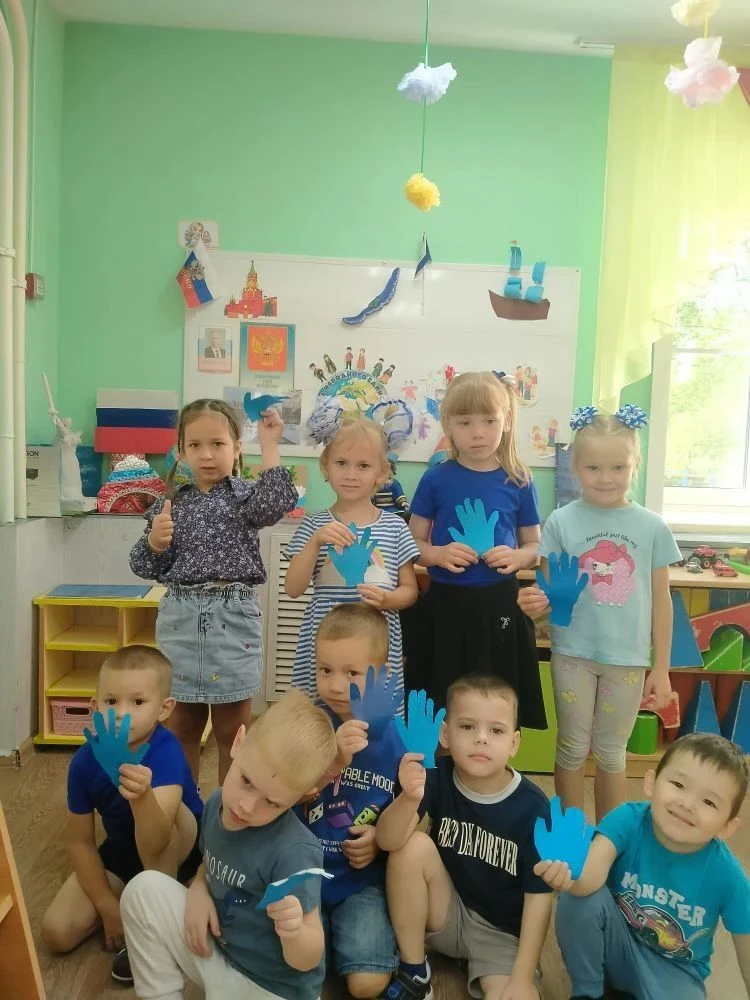 День синего цвета в детском саду «Тополёк» 🌊🇷🇺