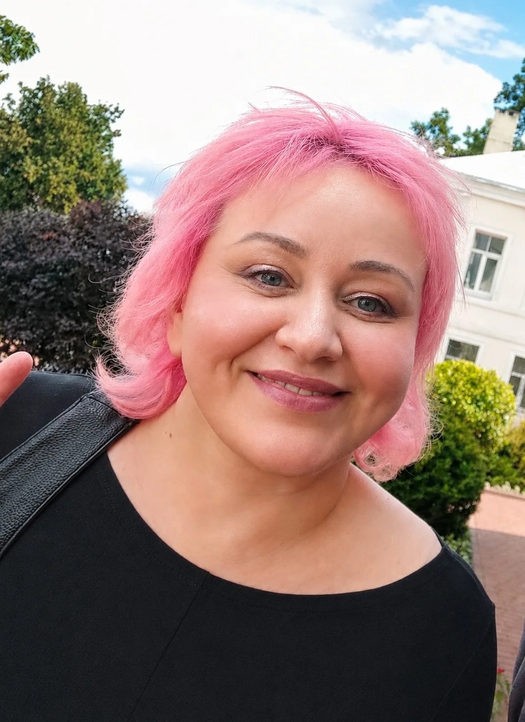 В ВК у нас начались СЧ по Школе чернокнижников, и я уже видела первые отзывы. И как-то ...