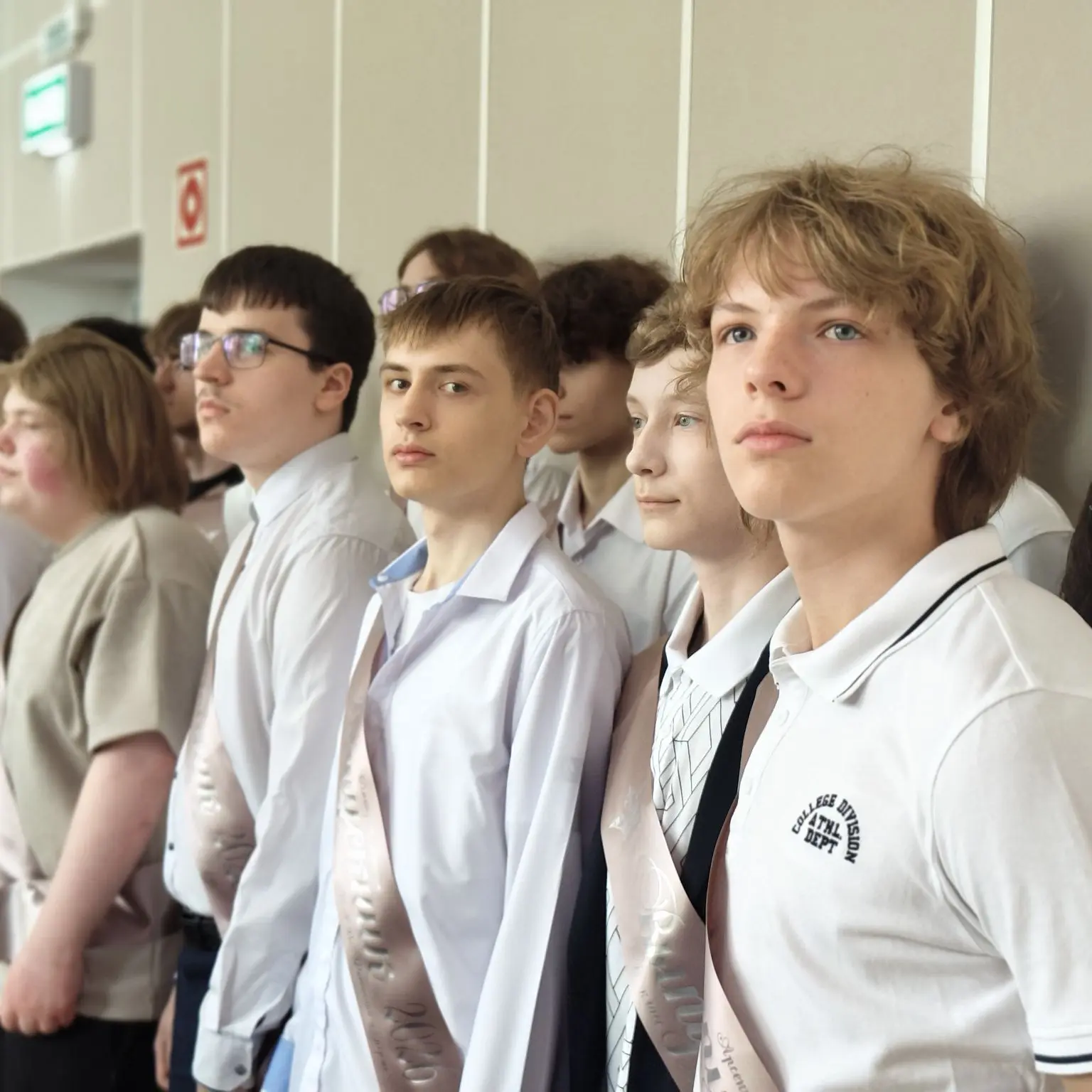 🎓 Последний звонок – точка отсчёта больших свершений  Вот и отзвенел «Последний звонок» для наших 9-