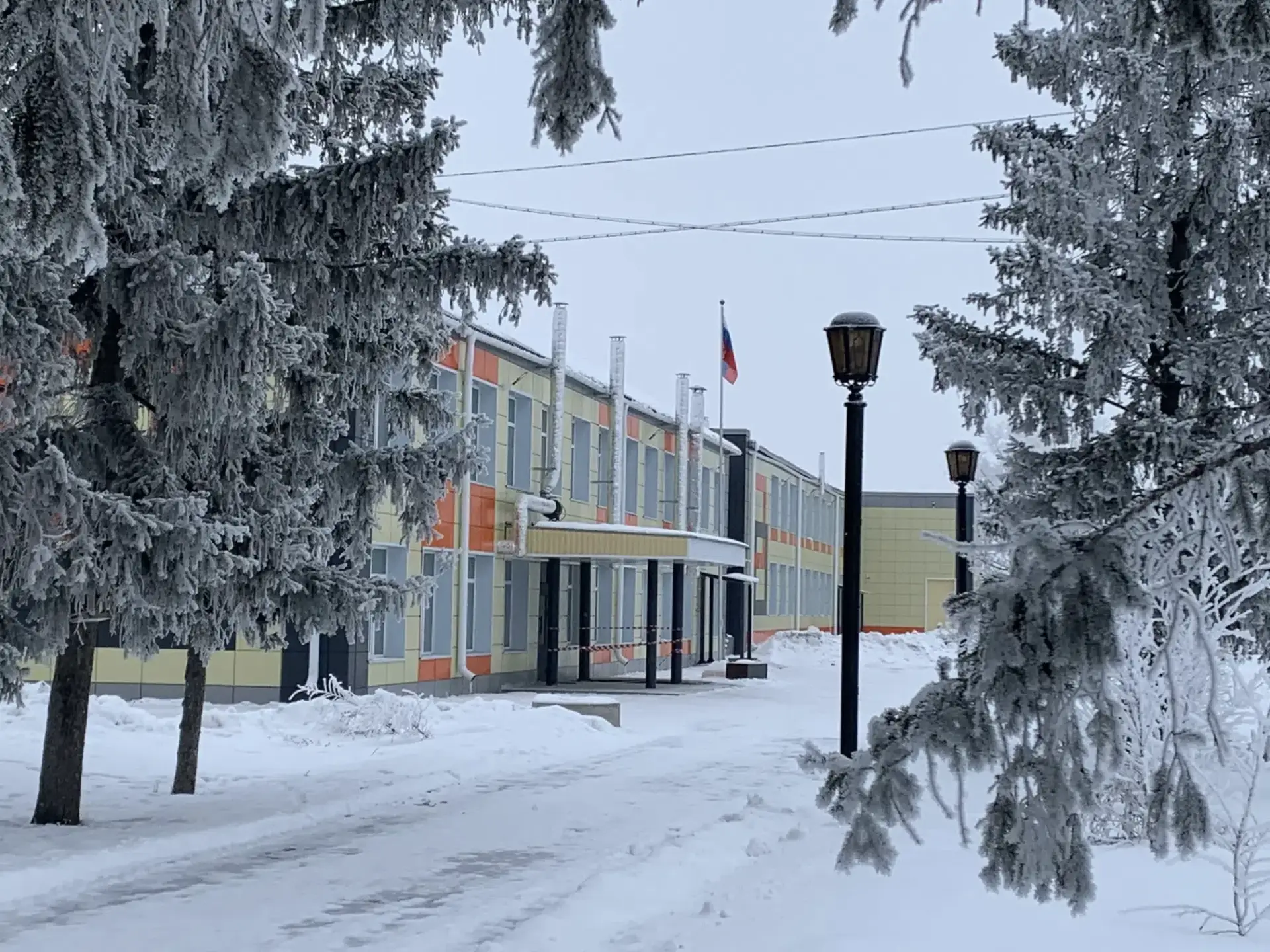 🎓 МБОУ «Богословская СОШ» приглашает педагогов на 2026/27 учебный год!