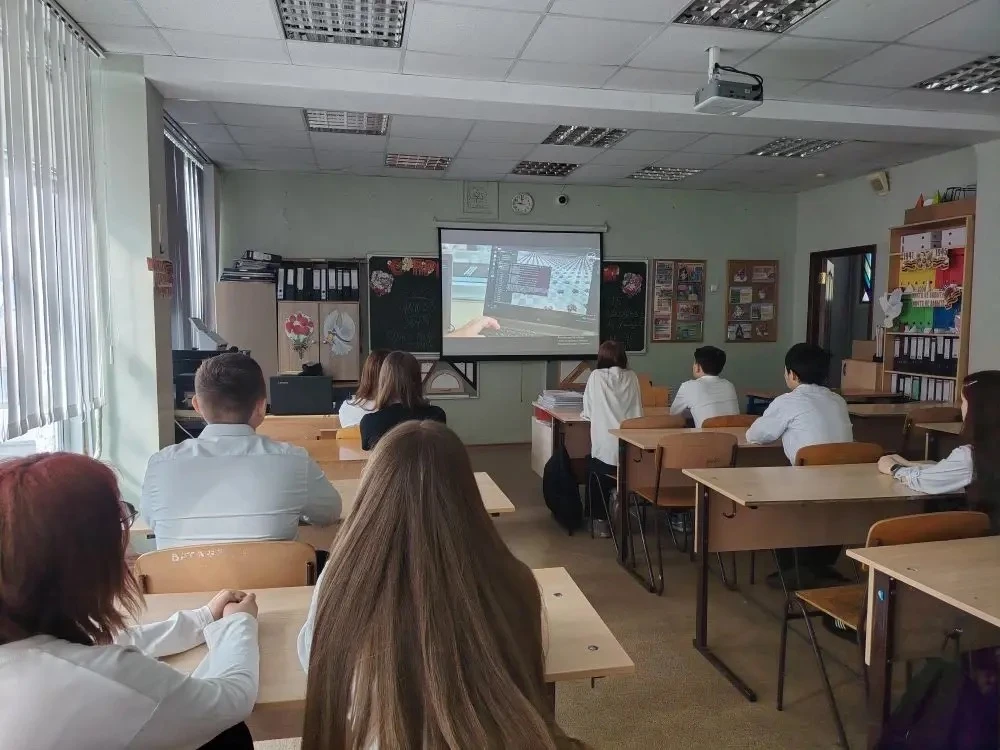 За горизонтами обычных уроков: как мы строили «Россию безопасную» 🇷🇺  Сегодня в рамках курса «Россия