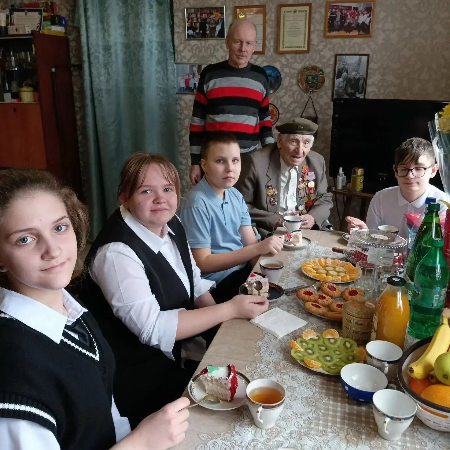 Век мудрости и мужества: поздравляем юбиляра! 💯🎂  22 февраля — особенный день для нашей школы и всег