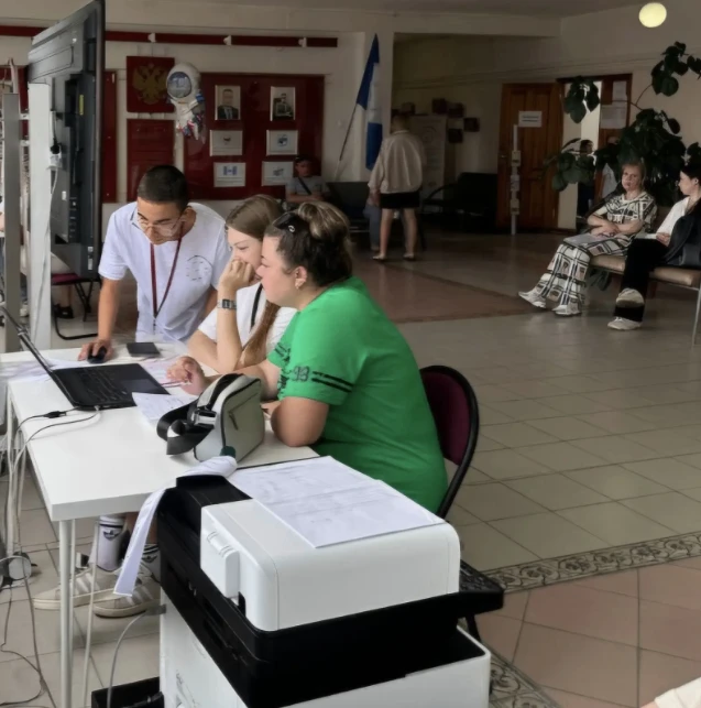 Приемная комиссия распахнула свои двери для абитуриентов.