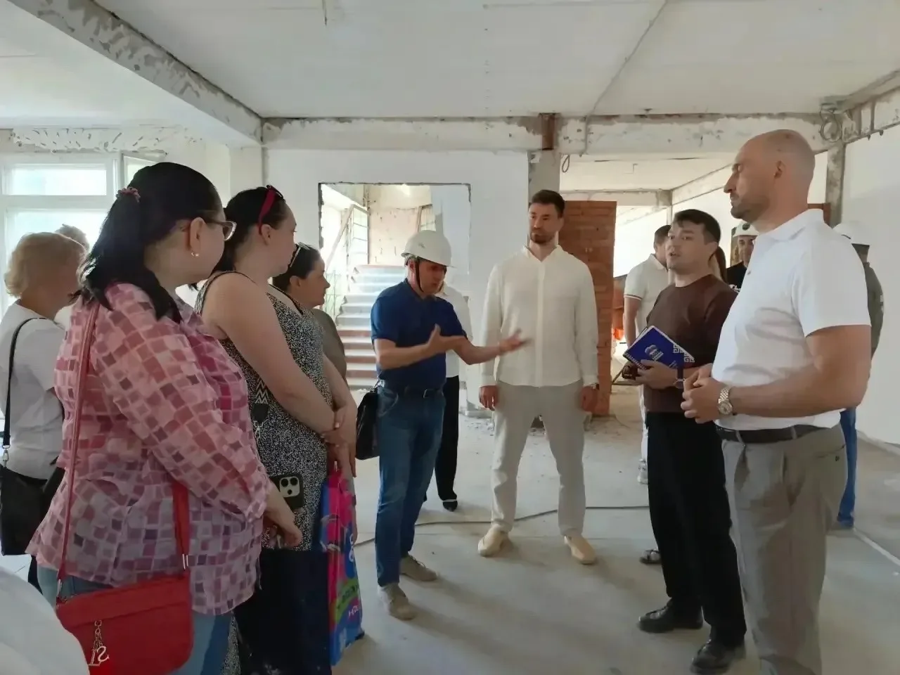 Родительский контроль за ходом капитального ремонта школ города Чебоксары  Сейчас параллельно в 16 о