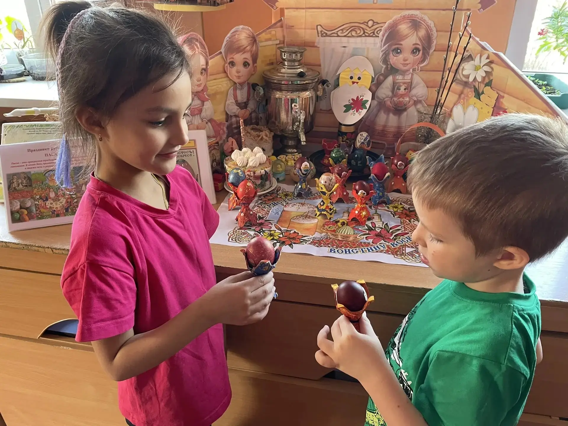 Светлый праздник Пасхи - вот так мы отмечали!!! В пасхальные игры весело играли!!!👩‍❤️‍👨