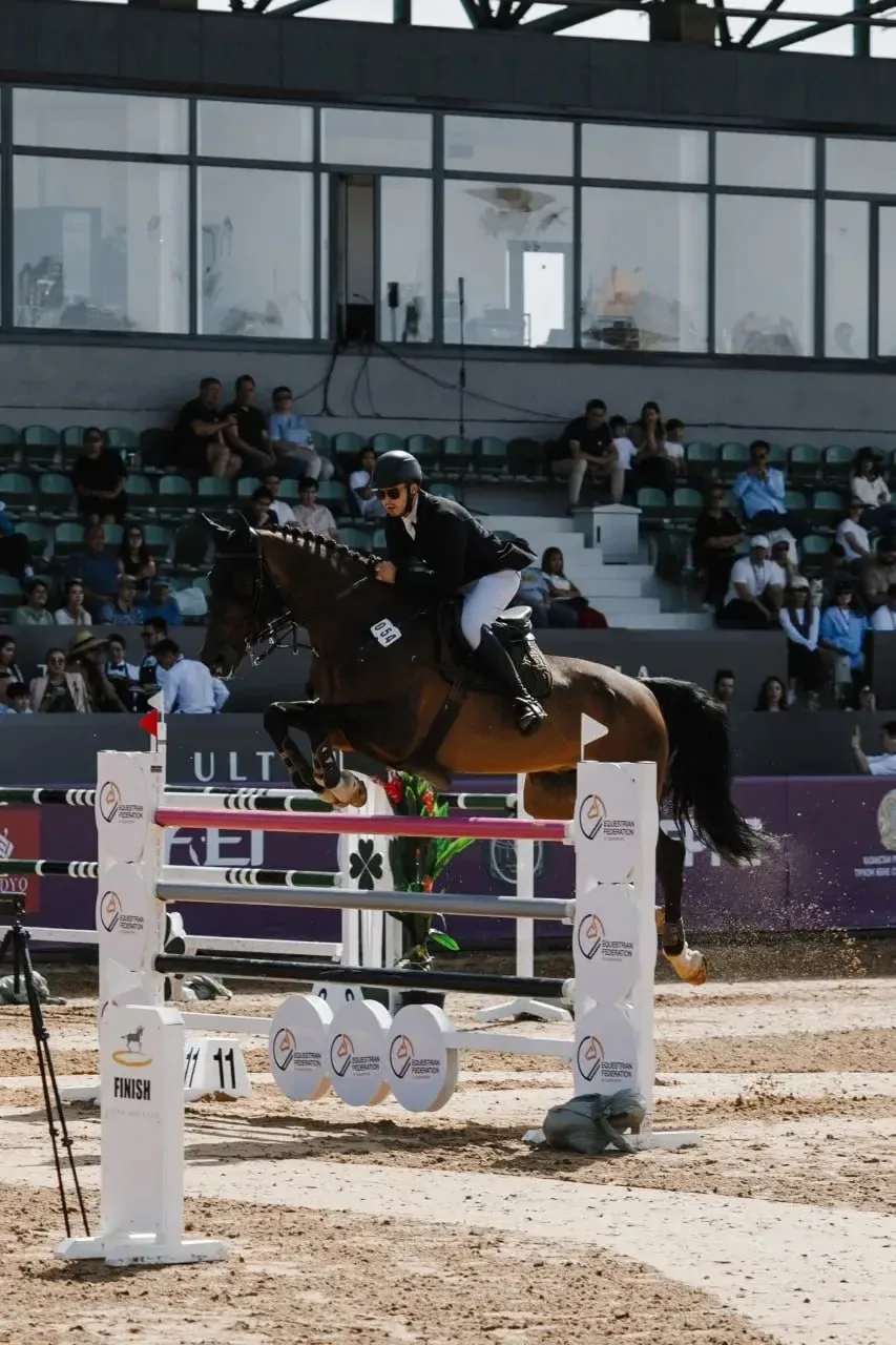 🏆🔥🏇🏻💐Богдан Васьковский на Эмилионе Фонрок - победитель Гран-При этапа Кубка мира ...