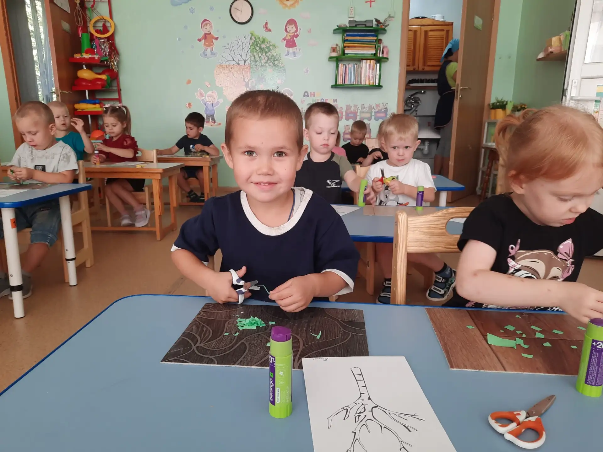 Группа «Фиксики» осваивает секреты ножниц ✂