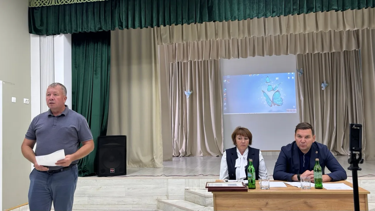 Сегодня начались сходы граждан в Апастовском муниципальном районе — под председательств...