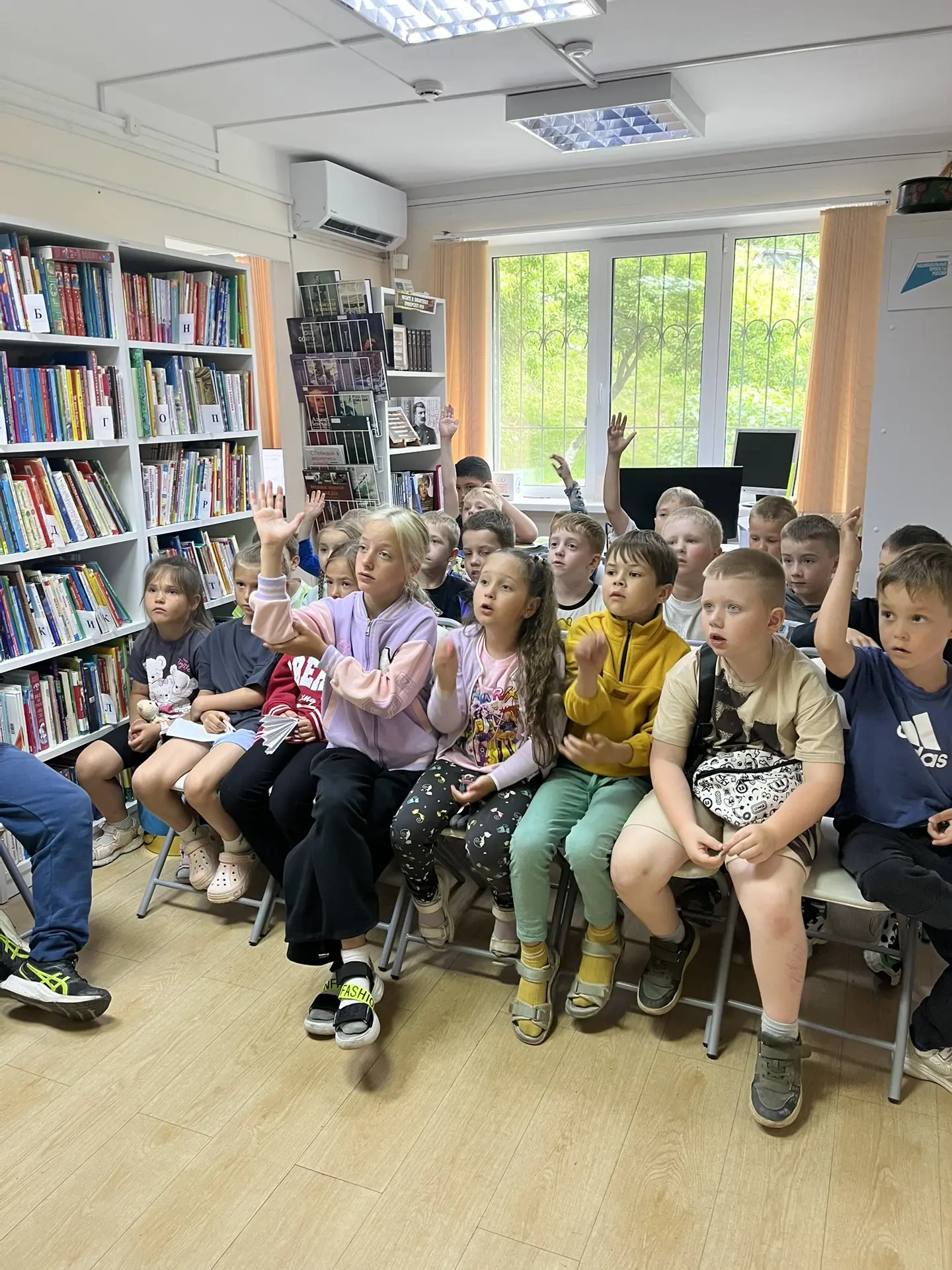 Будни пришкольного лагеря: ни минуты покоя! 🚀

Дни в лагере пролетают невероятно быстро, но каждый 