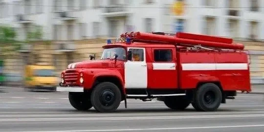 🔥 В Сызрани жильцы сами потушили пожар в квартире до приезда спасателей.