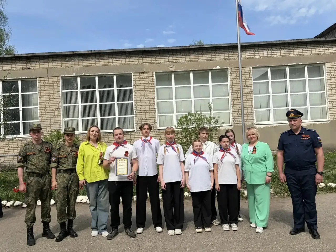 Традиции памяти и уважения к подвигу поколений  🇷🇺 В преддверии Дня Победы в станкостроительном колл