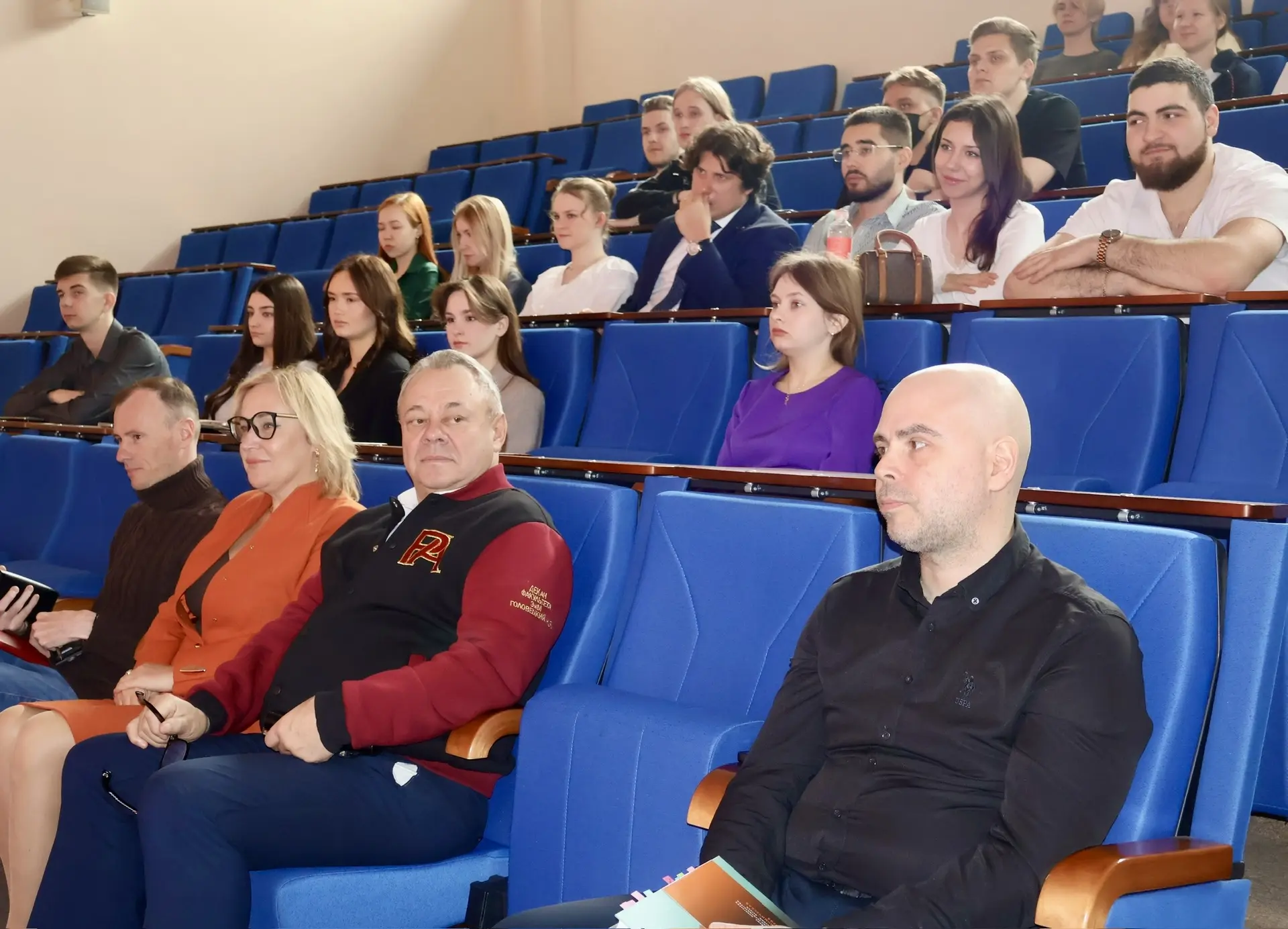 С целью активизации научной деятельности и в рамках подготовки к VI Всероссийской научно-практическо