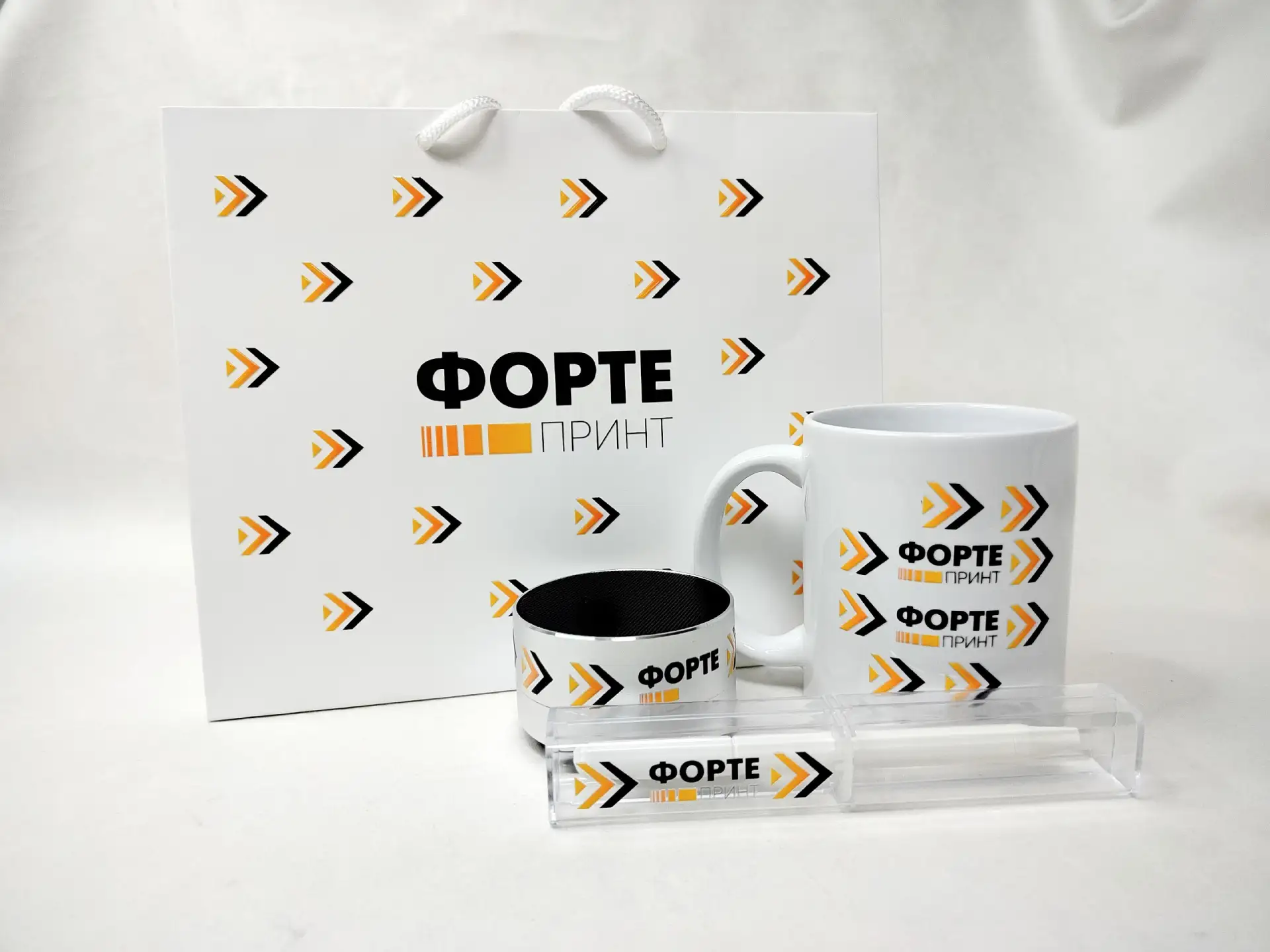 Когда Вам нужен UV-DTF, а не прямая печать?
